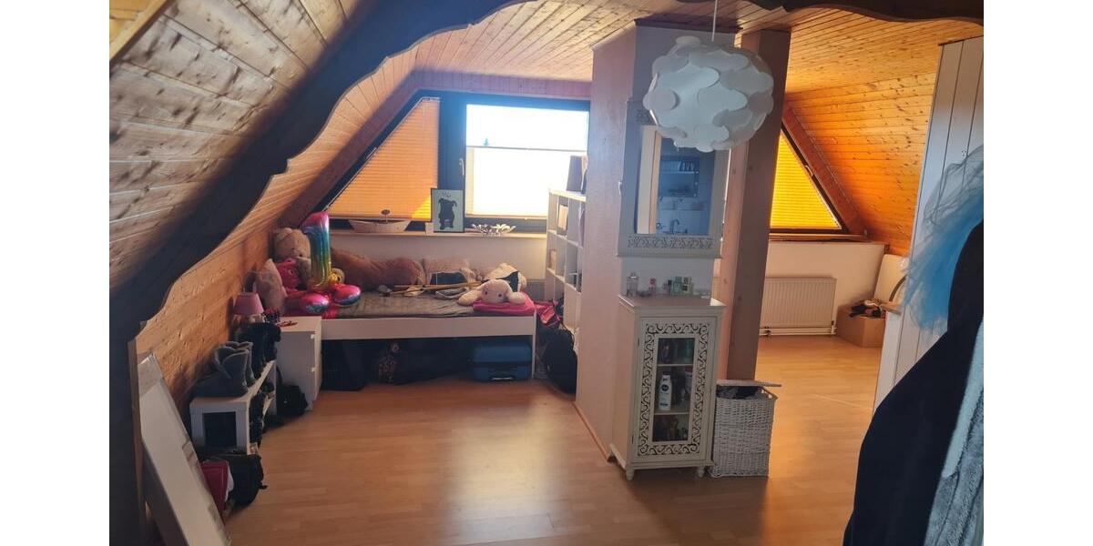 Etagenwohnung Ennigerloh - 4 Zimmer, 142 m&sup2;, 1.050&euro; | Angebot:24332524