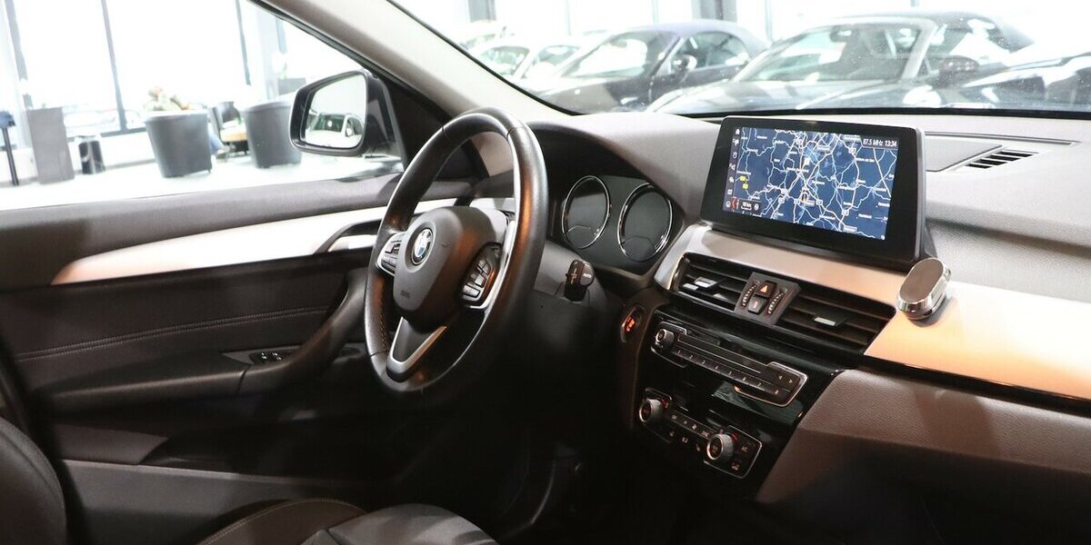 BMW X1 sDrive 18d Advantage / LIVE+HEAD-UP / LED 124.000 km 20.777 &euro; Hamm 59077