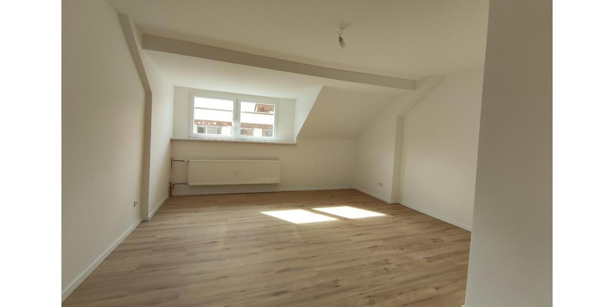 Dachgeschoßwohnung Lünen - 4 Zimmer, 109 m&sup2;, 1.140&euro; | Angebot:26249900