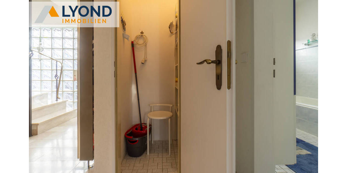 Einfamilienhaus Wickede - 5 Zimmer, 165 m&sup2;, 450.000&euro; | Angebot:26343541