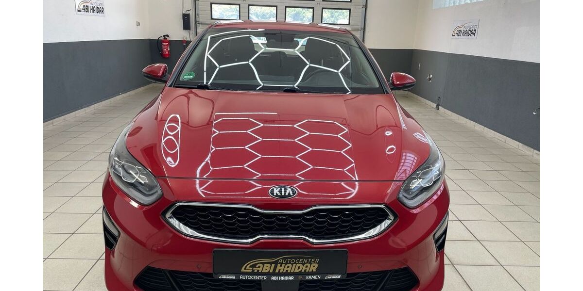 Kia ceed / Ceed 226.000 km 9.200 &euro; Kamen 59174