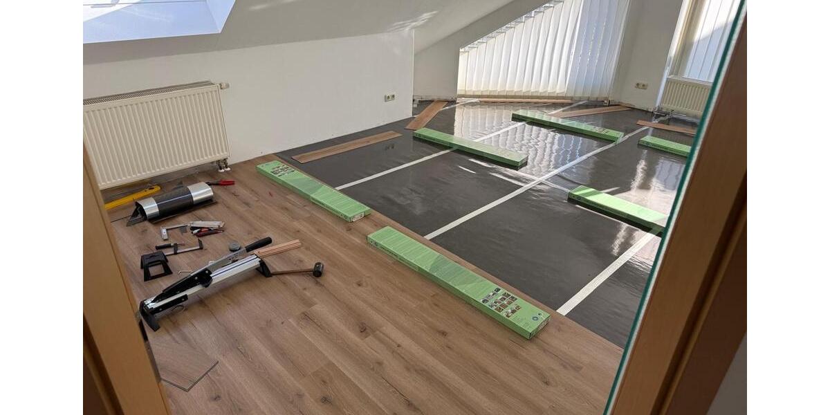 Dachgeschoßwohnung Beckum - 3 Zimmer, 83 m&sup2;, 830&euro; | Angebot:26316650