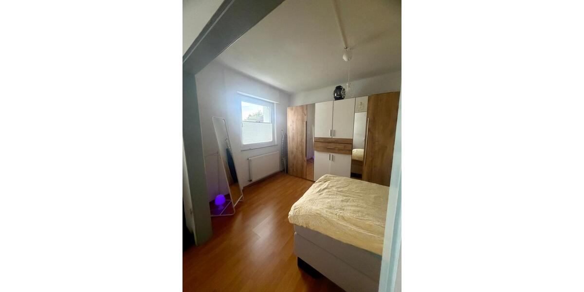 Etagenwohnung Beckum - 4 Zimmer, 140 m&sup2;, 950&euro; | Angebot:26321240