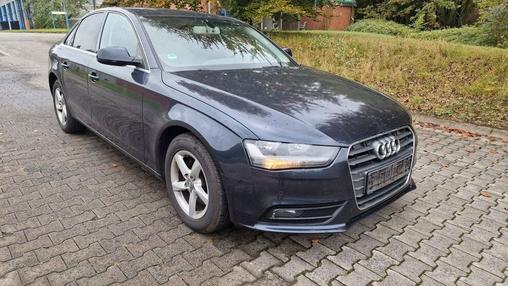 Audi A4 182.000 km 9.900 € Möhnesee 59519