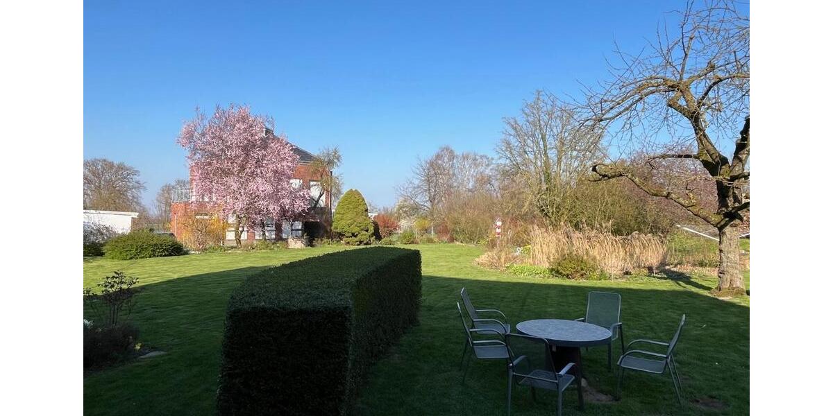 Einfamilienhaus Bad Sassendorf - 8 Zimmer, 200 m&sup2;, 280.000&euro; | Angebot:27028470