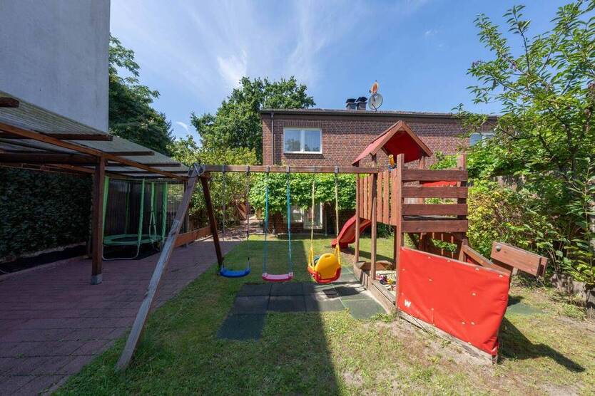 Familienfreundliche Doppelhaushälfte in ruhiger Wohnlage mit Terrasse und Garten 4 zimmer