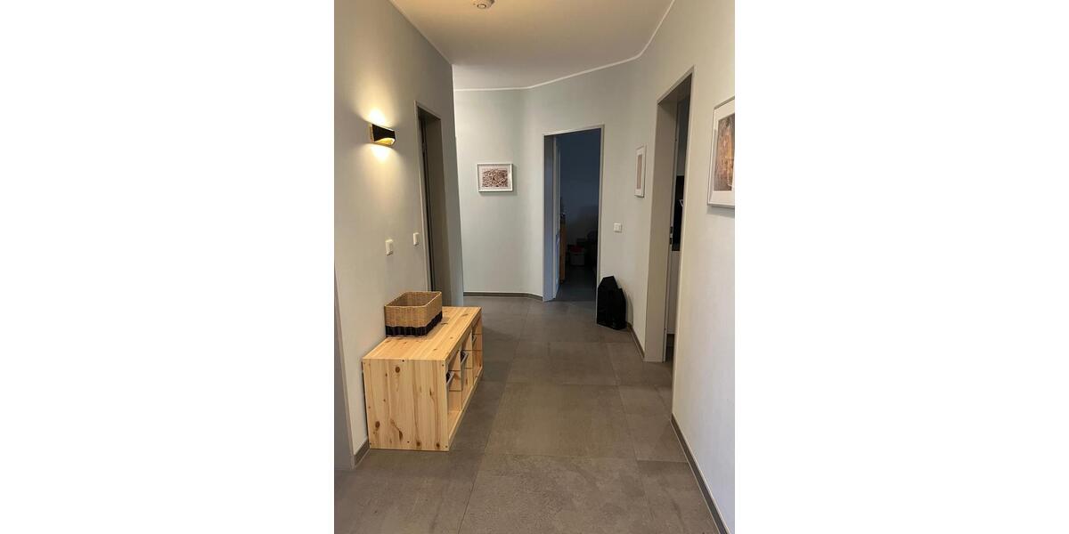 3Zimmer ETW mit Klimaanlage und großem Balkon in schöner Lage 3 zimmer