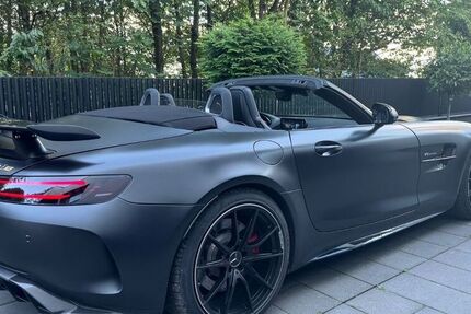 Mercedes AMG GT R