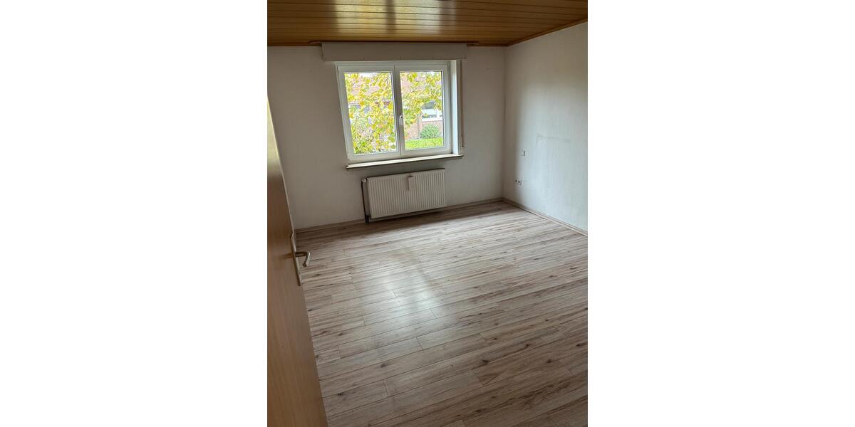 Haus mit großem Grundstück - sofort einziehen - ohne Provision zimmer