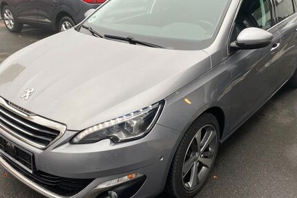 Peugeot 308 82.000 km 9.950 € Hamm 59065