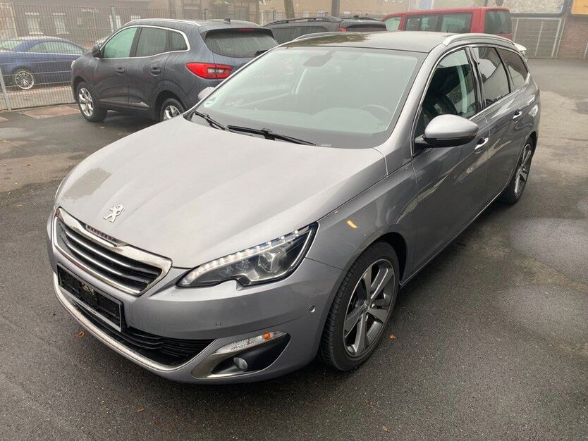 Peugeot 308 82.000 km 9.950 € Hamm 59065