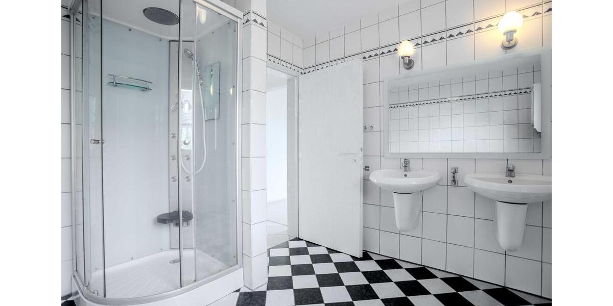 Reihenhaus Ense - 5 Zimmer, 153 m&sup2;, 349.000&euro; | Angebot:25341681