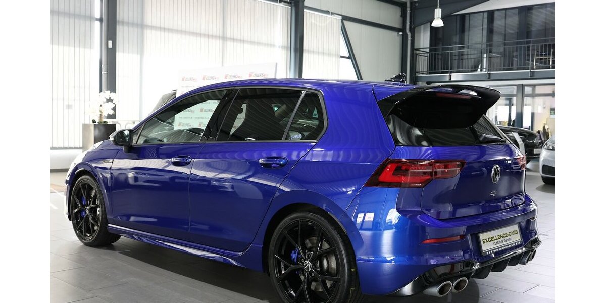 VW Golf VIII 2.0 TSI DSG 4M R-PERFROMANCE BLACK STY 40.000 km 35.777 &euro; Hamm 59077