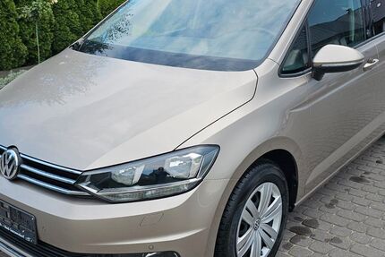 VW Touran 59.200 km 17.960 &euro; Bad-Sassendorf 59505