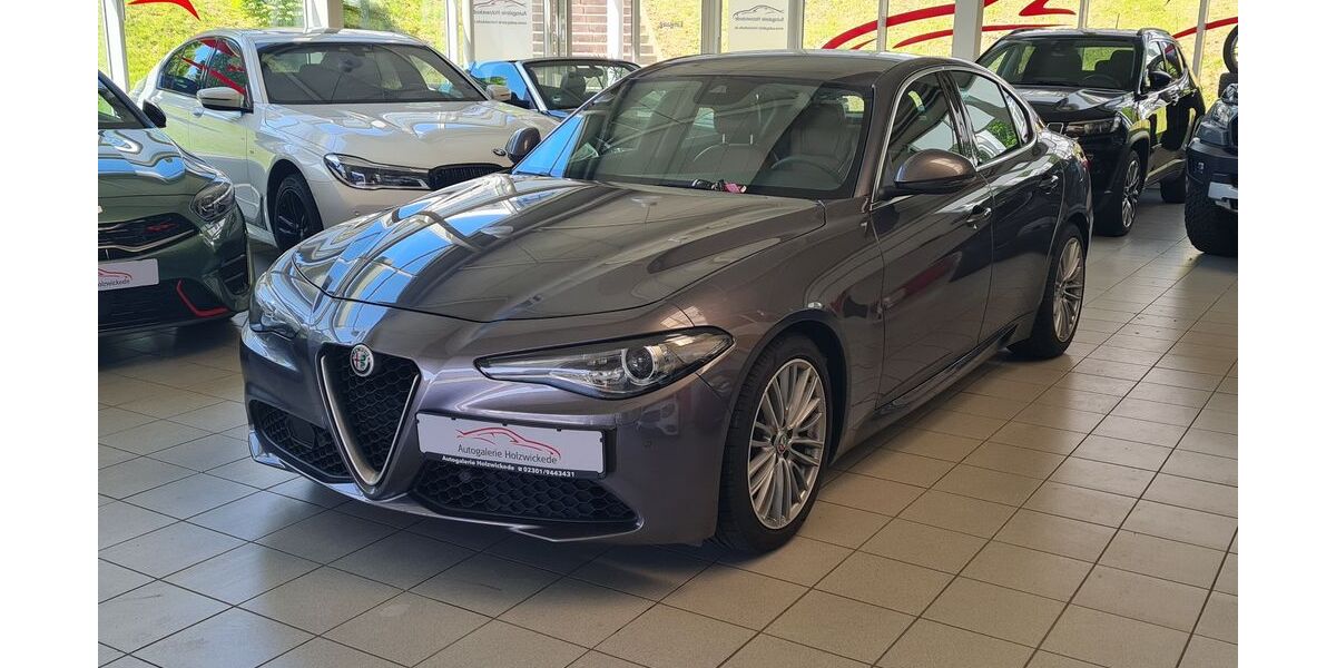 Alfa Romeo Giulia 189.000 km 12.950 € Holzwickede 59439