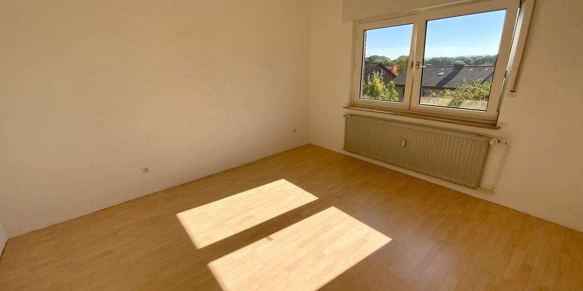 Werne-Nibelungenring: Ein- bis Zweifamilienhaus auf traumhaftem Grundstück in der Nähe des Dornbergs 6 zimmer