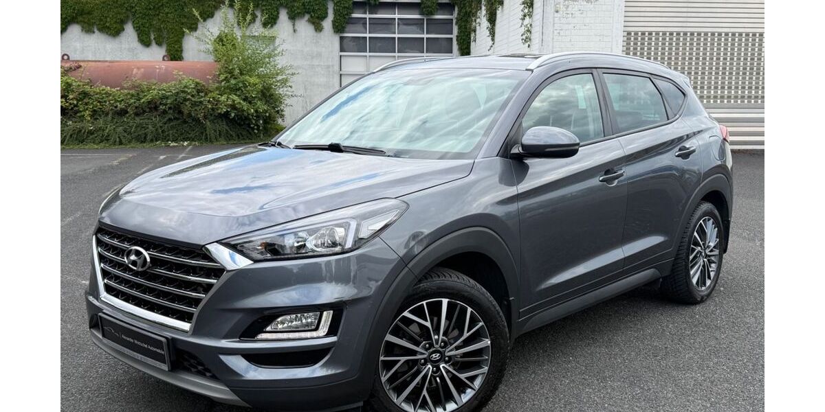 Hyundai TUCSON 140.294 km 14.500 &euro; Soest 59494