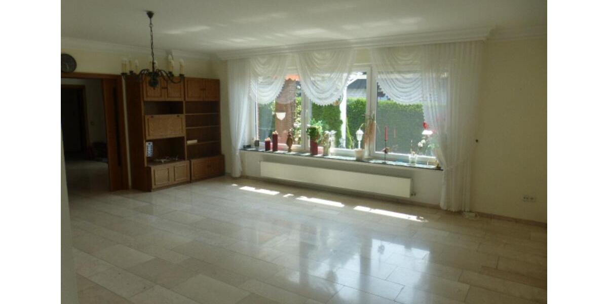 Bungalow in Hamm, freistehend in top Lage zimmer