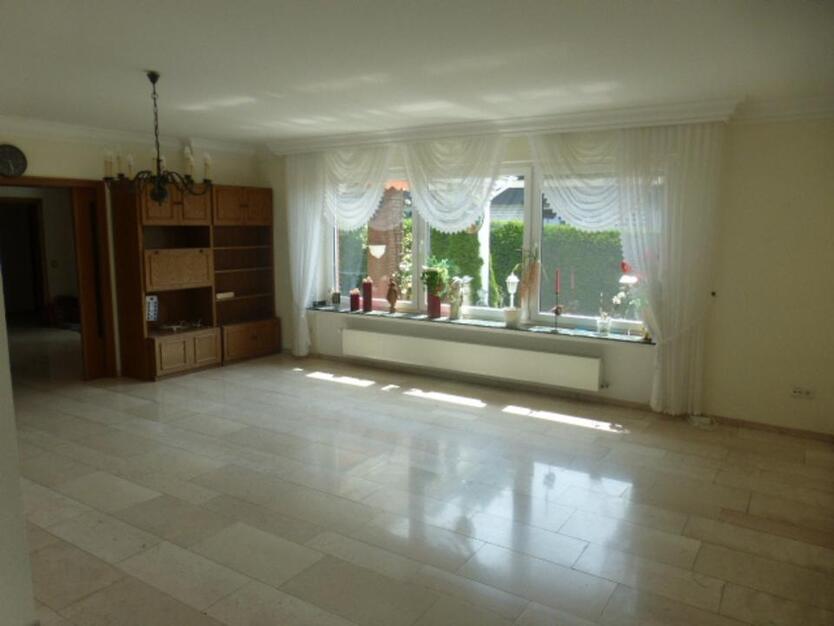 Bungalow in Hamm, freistehend in top Lage zimmer