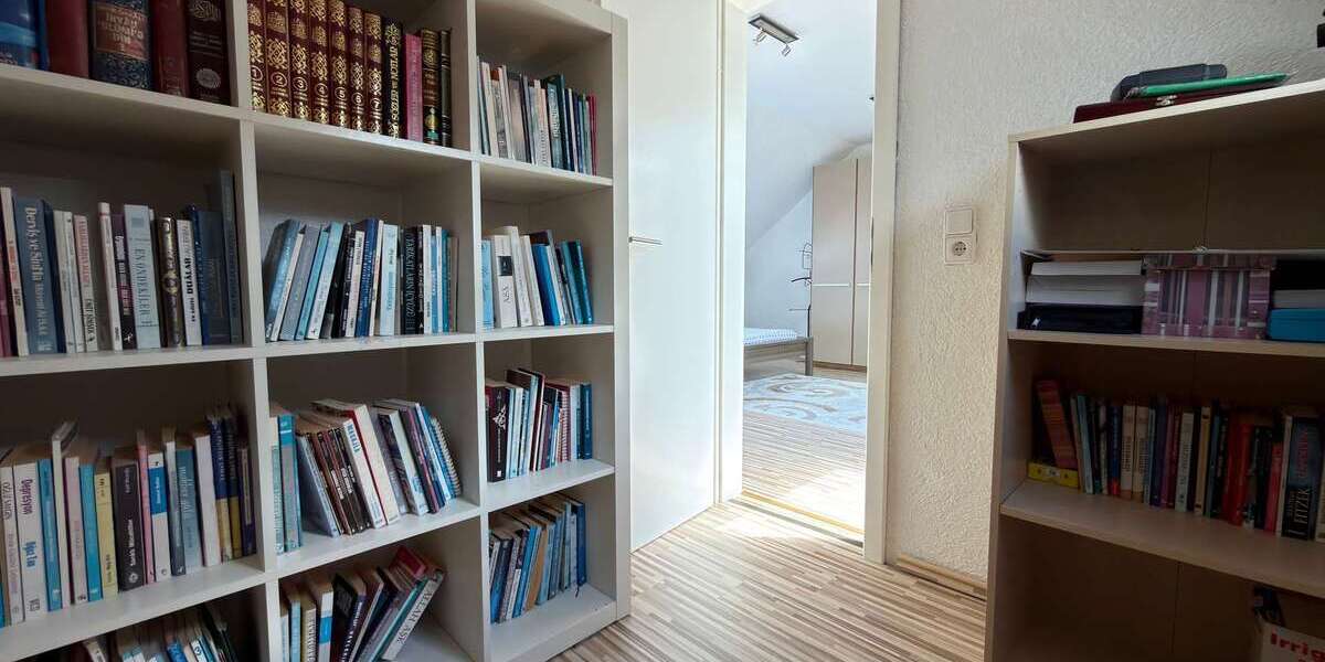 Bezugsfreie Reihenhaushälfte mit Vollausstattung, moderner Küche, Jacuzzi, Fitnessraum & Garten - Reihenmittelhaus Bönen | Angebot:26763156