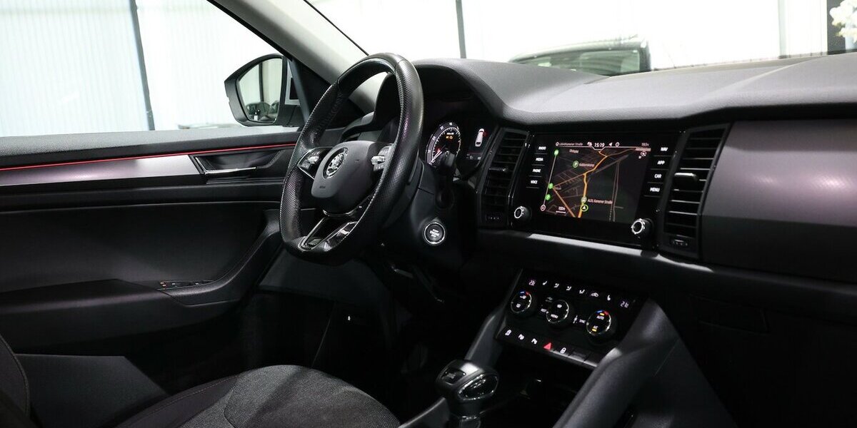 Skoda Kodiaq 1.5 TSI DSG CLEVER / LED / 1.HAND / NAVI+ 128.000 km 22.222 &euro; Hamm 59077