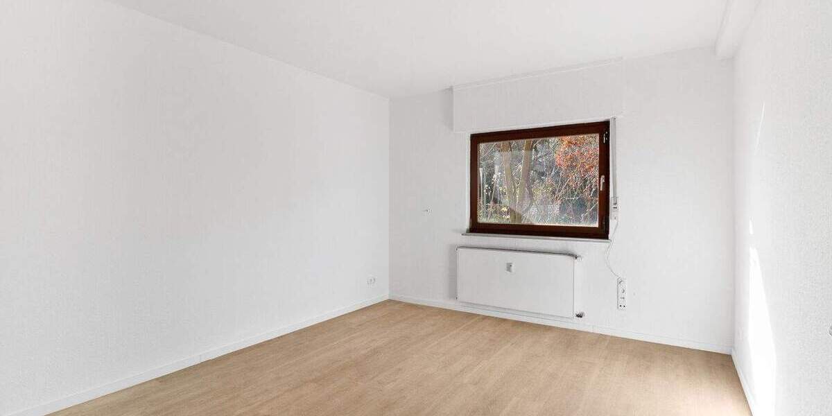 Etagenwohnung Lünen Altlünen - 3 Zimmer, 110 m&sup2;, 950&euro; | Angebot:25821841