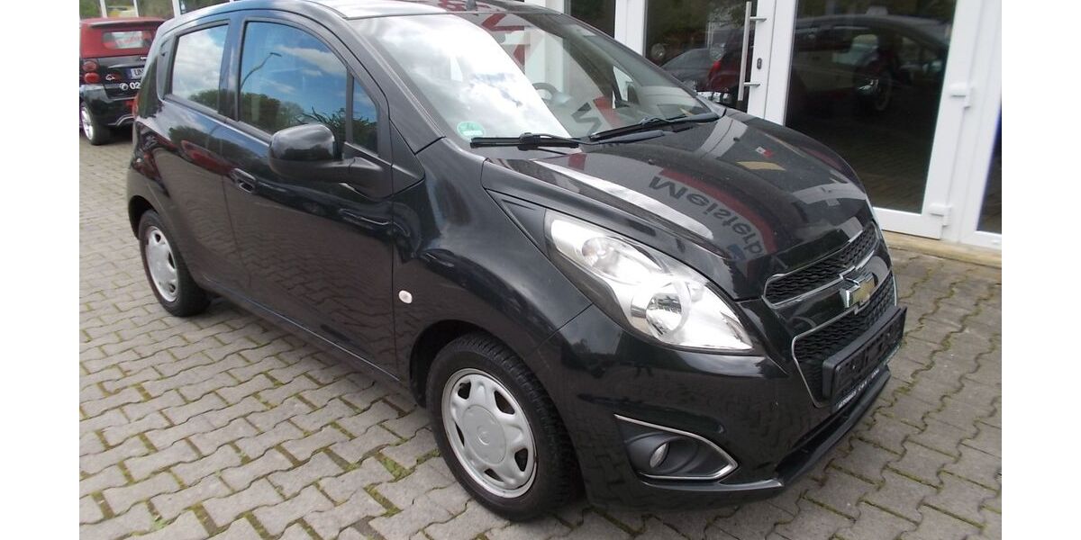 Chevrolet Spark 68.730 km 4.900 &euro; Unna 59425