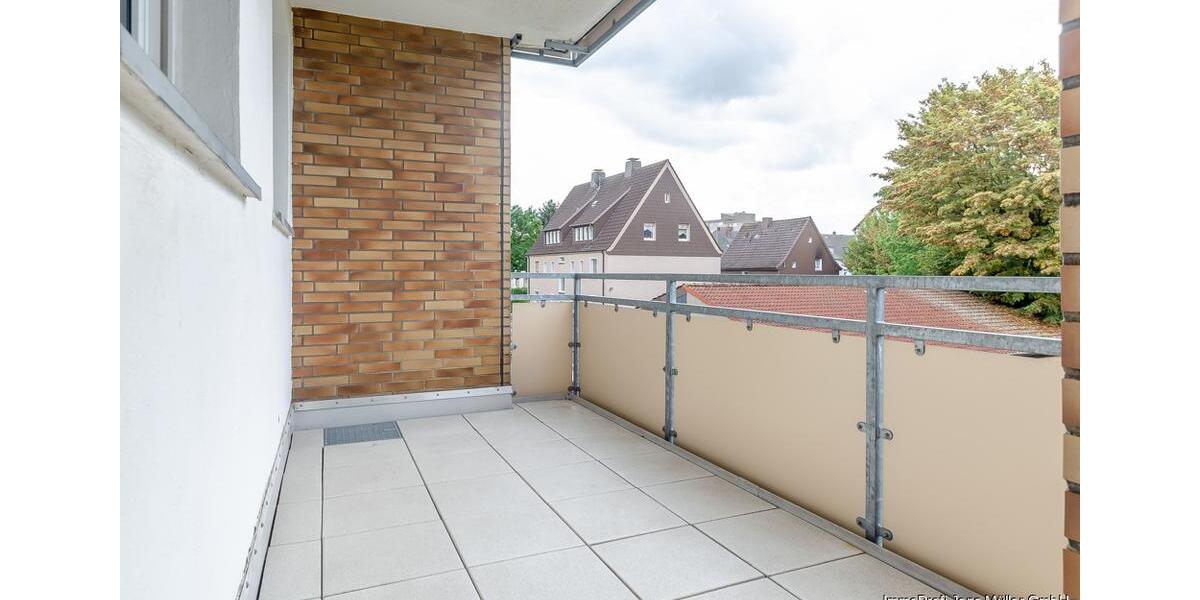 Apartment im Erdgeschoss mit Loggia in guter Lage 1 zimmer