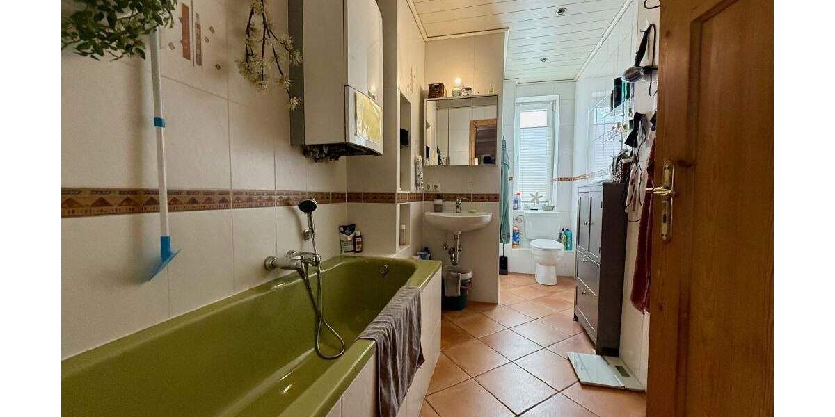 FröndenbergRuhr: Altbau-ETW mit Charme und großen Räumen - Einfach riesig! 3 zimmer