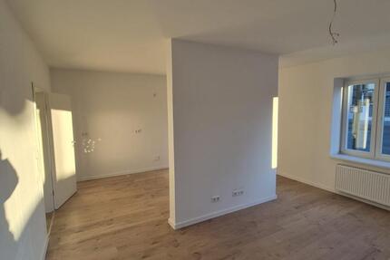 2,5 ZKB Wohnung im EG (Erstbezug) 2.5 zimmer
