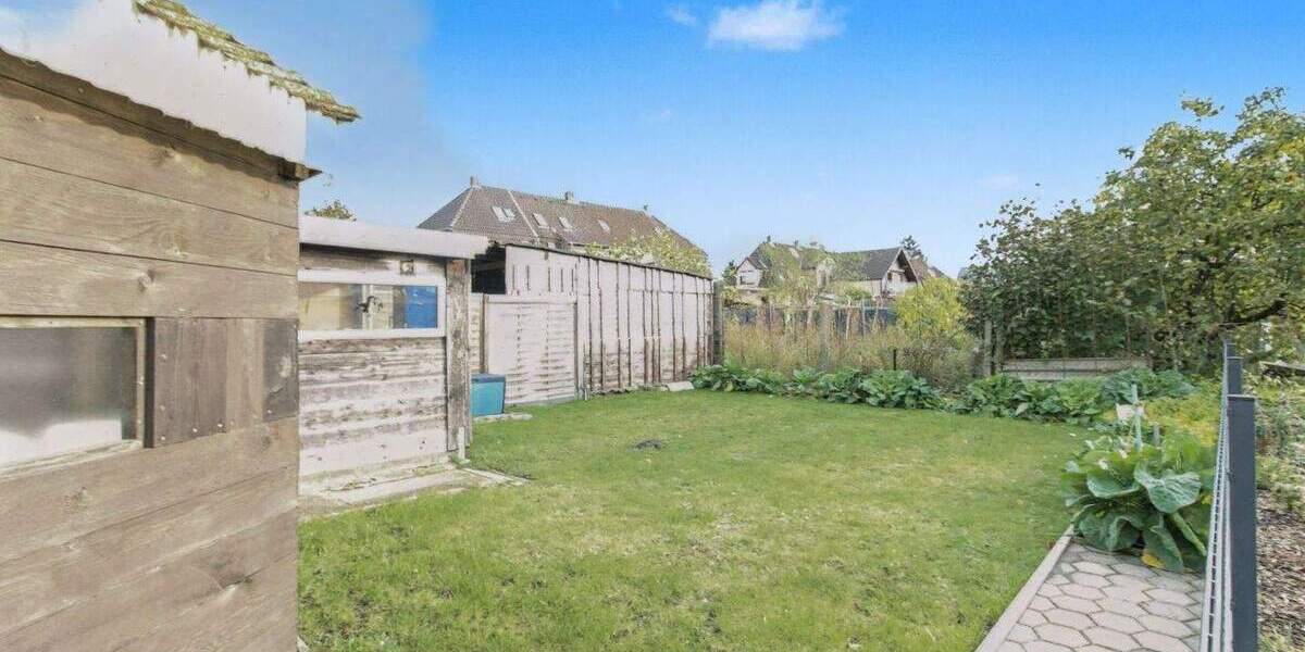 Freistehendes Zweifamilienhaus mit großem Garten in Hamm-Herringen 4 zimmer