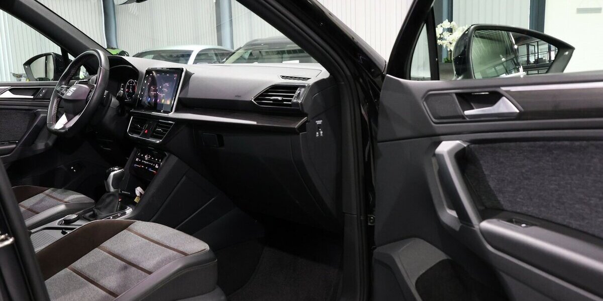 Seat Tarraco 1.4 TSI e-Hybrid DSG XCELLENCE PANORAMA 89.000 km 27.991 &euro; Hamm 59077