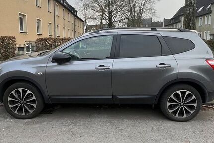 Nissan Qashqai+2
