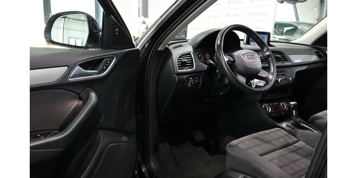 Audi Q3 2.0 TFSI QUATTRO SPORT / NAVI+KAMERA / ALLRAD 97.000 km 14.511 &euro; Hamm 59077