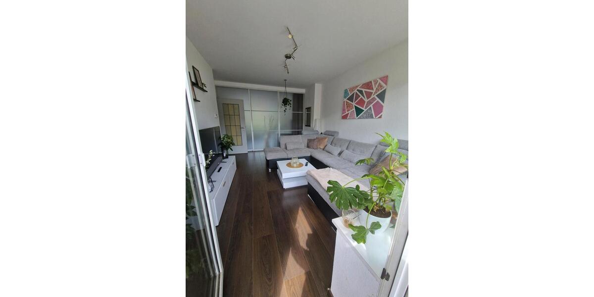 **Tolle 4-Zimmerwohnung im Zentrum** - Beschreibung lesen! zimmer