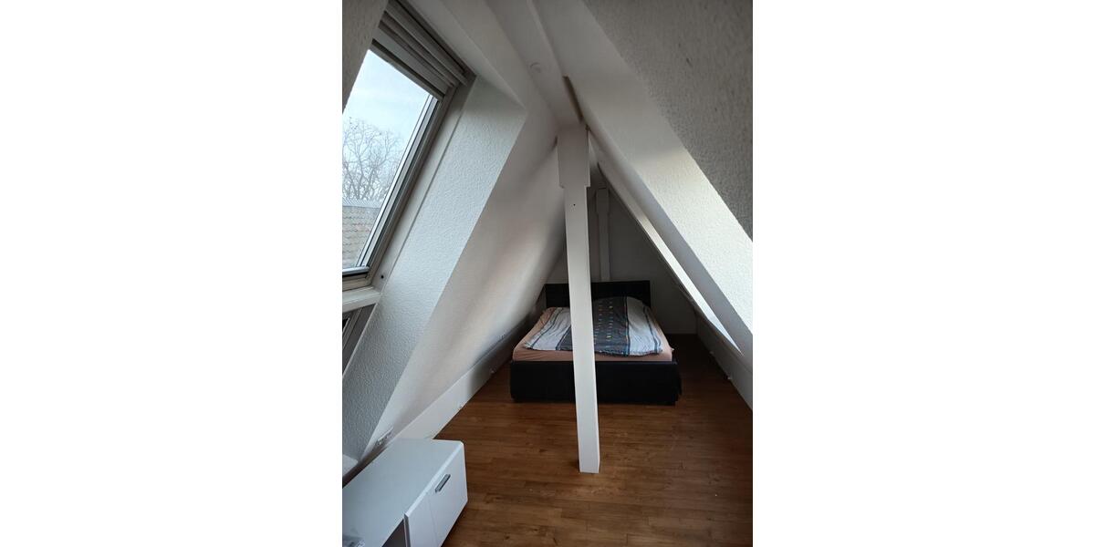 Dachgeschoßwohnung Werne - 4 Zimmer, 110 m&sup2;, 1.100&euro; | Angebot:24849646