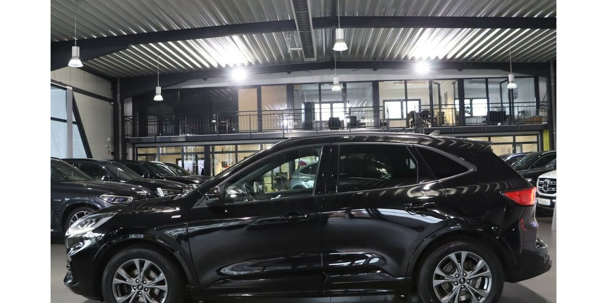Ford Kuga 2.0 ECOBLUE STYLE ST-LINE SPORT BLACK / LED 125.000 km 17.888 &euro; Hamm 59077