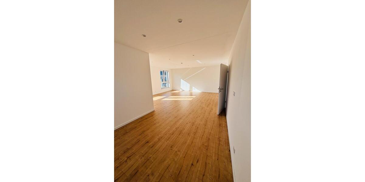 Etagenwohnung Bad Sassendorf - 3 Zimmer, 102 m&sup2;, 980&euro; | Angebot:25292922