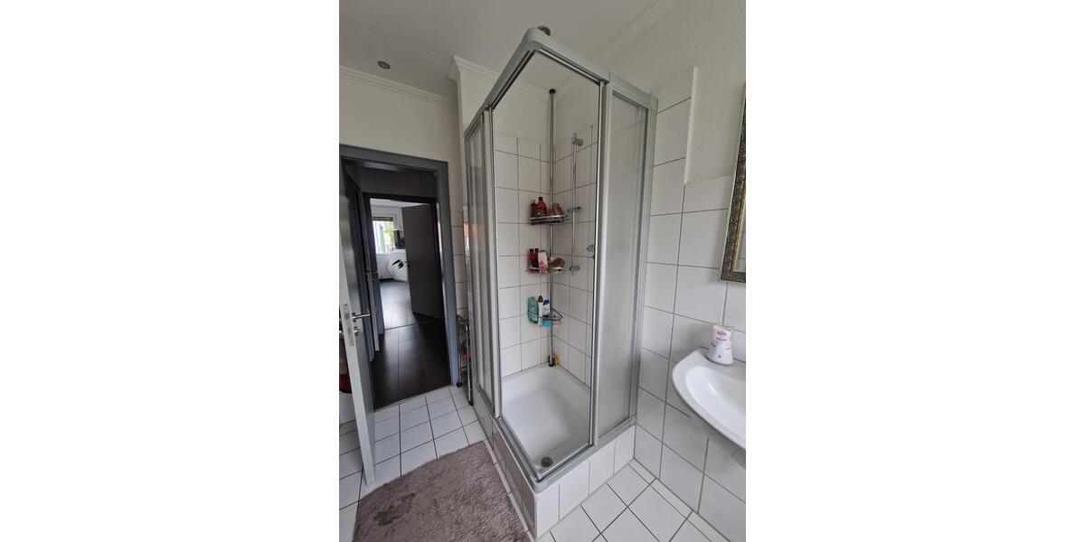 **Tolle 4-Zimmerwohnung im Zentrum** - Beschreibung lesen! zimmer