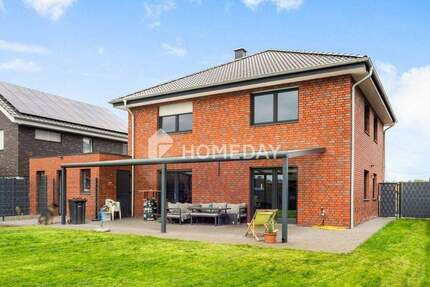 Wohnen mit Zukunft: Neuwertiges KfW-55-Haus mit Garten und moderner Ausstattung 7 zimmer