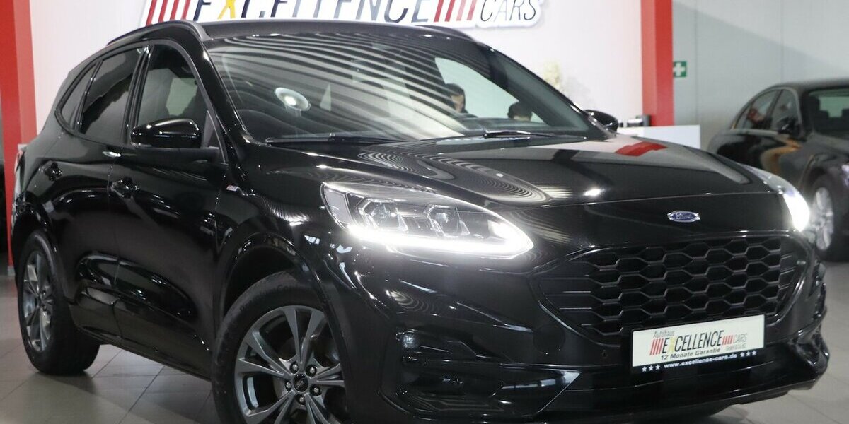 Ford Kuga 2.0 ECOBLUE STYLE ST-LINE SPORT BLACK / LED 125.000 km 17.888 &euro; Hamm 59077