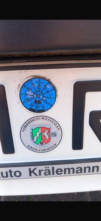 i10