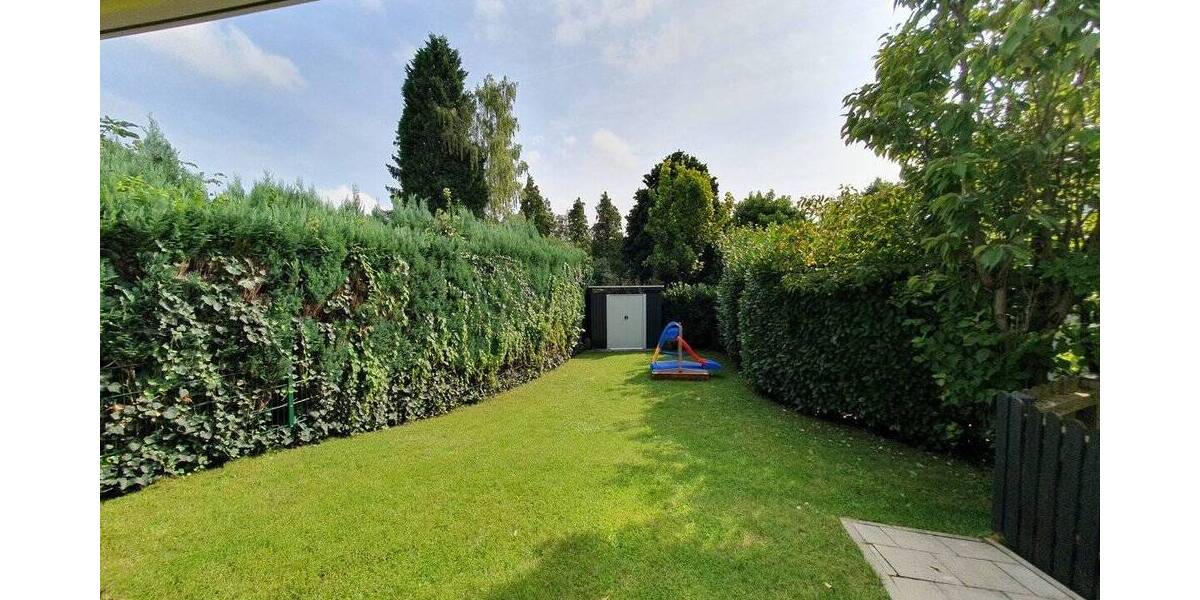 Ahlener- Innenstadt, eine 3-Zimmer-Erdgeschosswohnung mit Garten und Garage. 3 zimmer