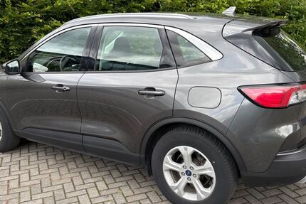 Ford Kuga 55.680 km 17.800 &euro; Soest 59494