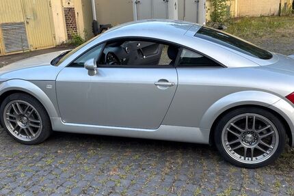 Audi TT 182.000 km 7.777 &euro; Kamen 59174