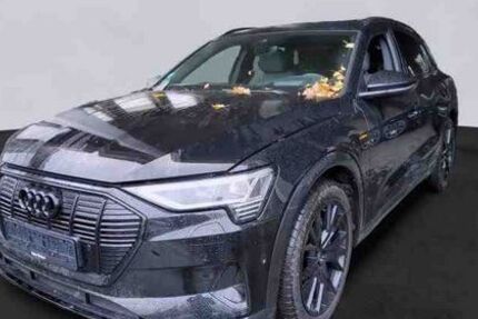 Audi e-tron 41.980 km 43.590 € Neubeckum 59269