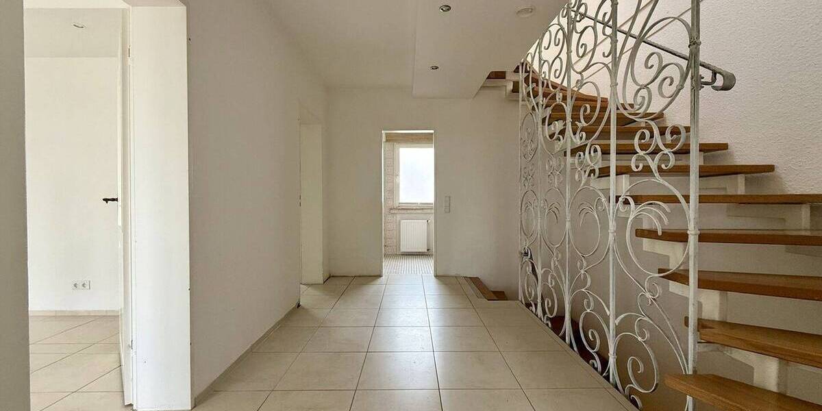 Mehrfamilienhaus, Wohnhaus Fröndenberg - 7 Zimmer, 210 m&sup2;, 339.000&euro; | Angebot:26515611