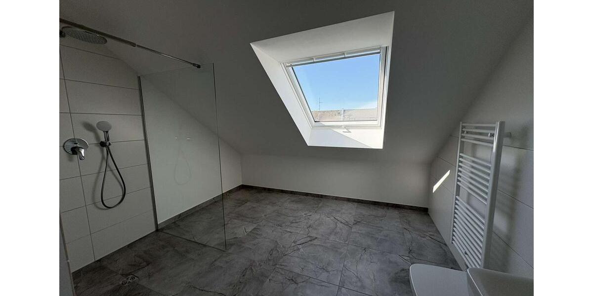 Etagenwohnung Dortmund Brackel - 2 Zimmer, 79 m&sup2;, 1.081&euro; | Angebot:26490890