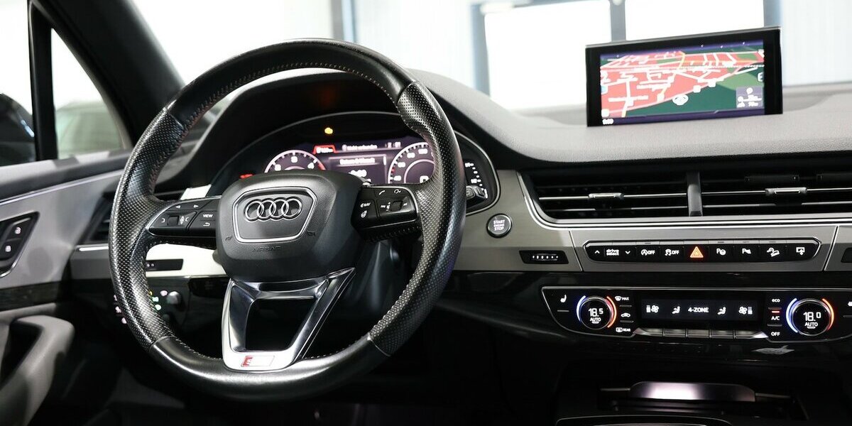 Audi Q7 3.0 TDI Q S-LINE SPORT BLACK / 7-SITZER / TOP 129.000 km 33.444 &euro; Hamm 59077