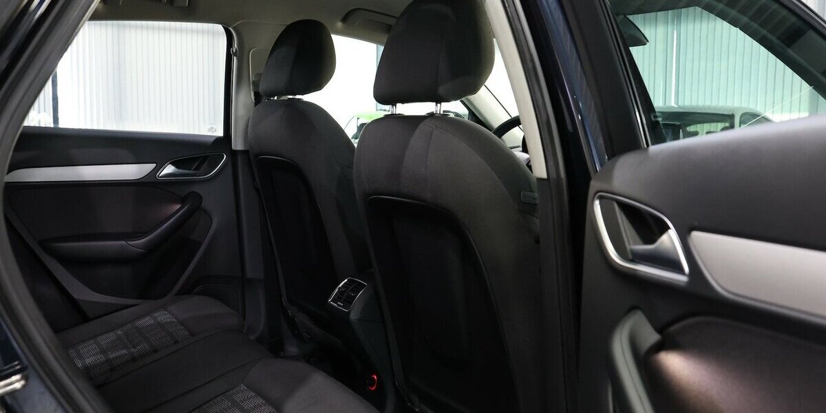 Audi Q3 2.0 TFSI QUATTRO SPORT / NAVI+KAMERA / ALLRAD 97.000 km 14.511 &euro; Hamm 59077